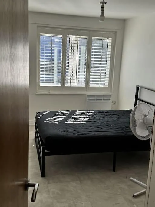 2Bed 2Bath Gated Eye Candy London United Kingdom